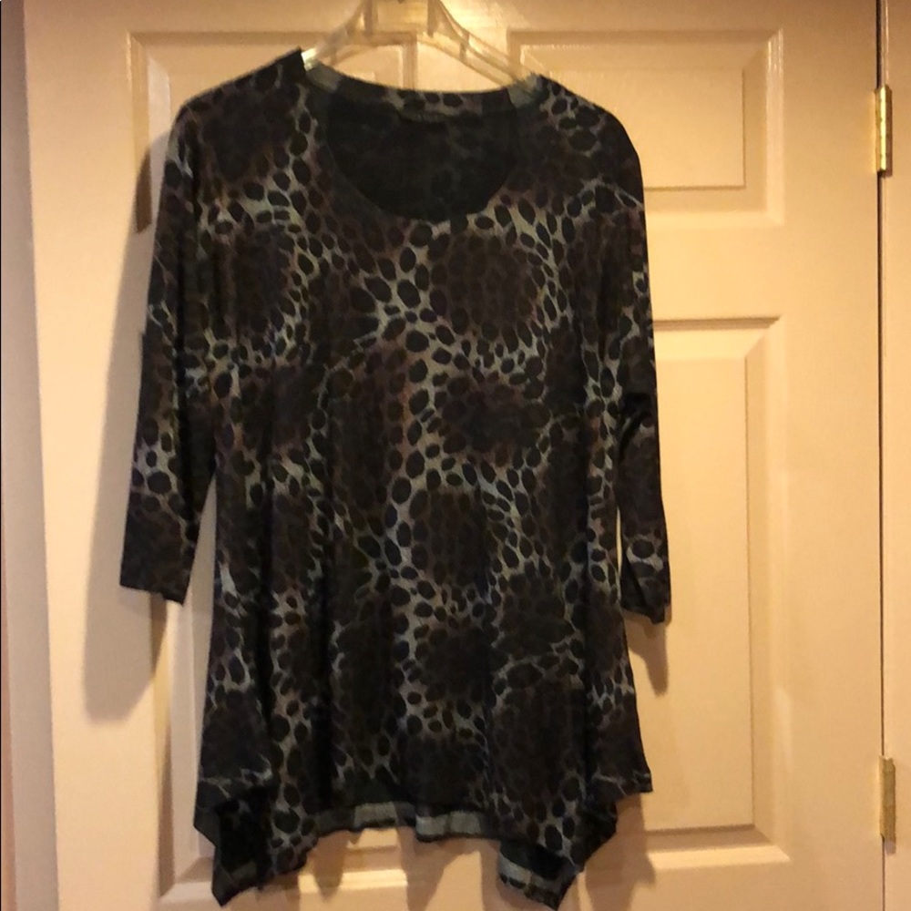 Nally & Millie top